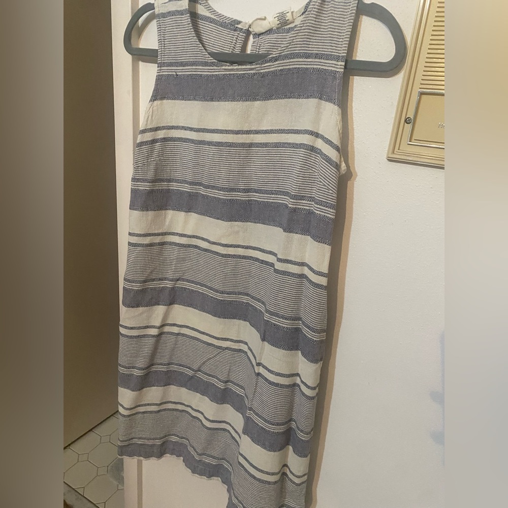 Gray dress